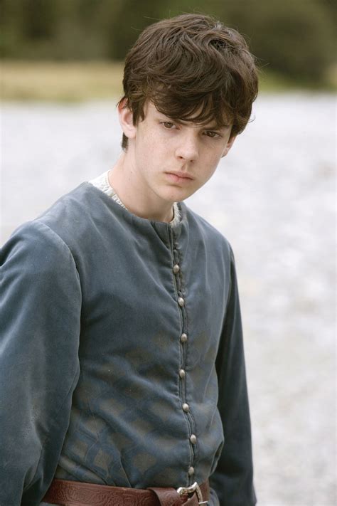 The Chronicles of Narnia: Prince Caspian - Edmund | Chronicles of narnia, Skandar keynes, Narnia