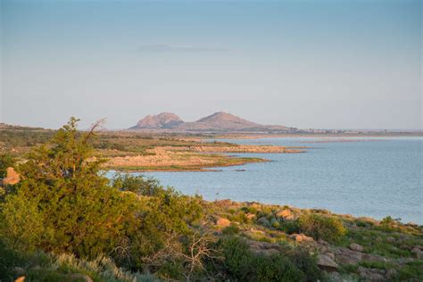 15 Best Oklahoma Lakes For Relaxing By The Water