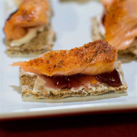 10 Best Smoked Salmon Cream Cheese Canapes Recipes