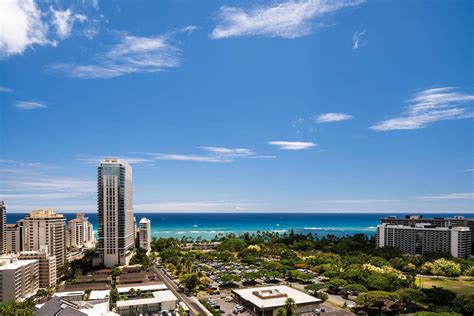 The Ritz-Carlton Residences, Waikiki Beach Hotel (Honolulu (HI ...