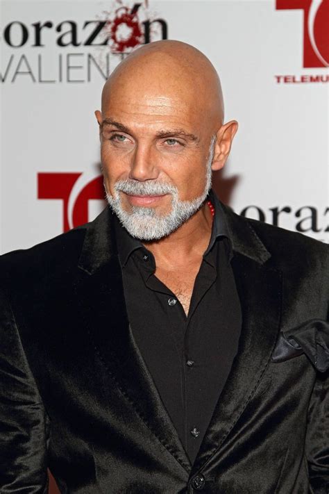 Love This Look Bald Men With Beards, Bald With Beard, Grey Beards ...