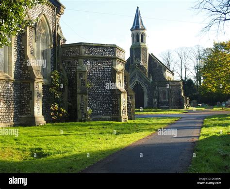 Kingston cemetery in Portsmouth, Hampshire Stock Photo - Alamy