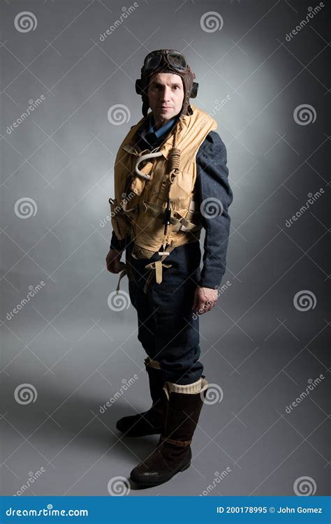 Uniform of WW2 RAF Bomber Pilot / Air Crew Member. Stock Image - Image of airman, helmet: 200178995