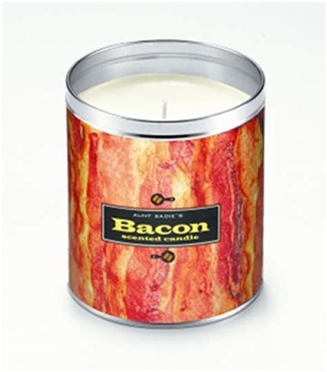 Bacon Scented Candle Sizzlin Bacon Scent Gag Gift (16 oz Crispy Design)