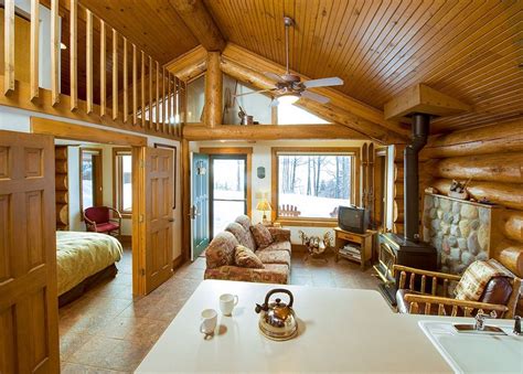 One Bedroom Cabin for Rent on Lake Superior | Small cottage homes, Cabin interiors, Cabin ...