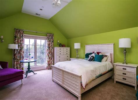 Lime green bedroom | Green bedroom paint, Green bedroom decor, Bedroom ...