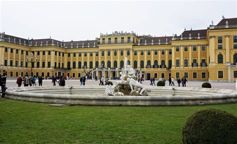 Schönbrunn Palace - the imperial palace in Vienna - Destination ...