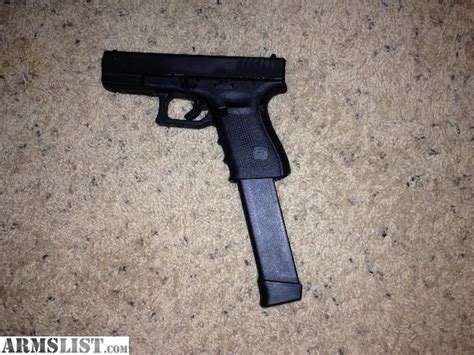 ARMSLIST - For Sale: Glock Gen4 19 w accessories