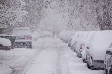 Snow hits Plains as 45 states prepare for sub-freezing temperatures ...