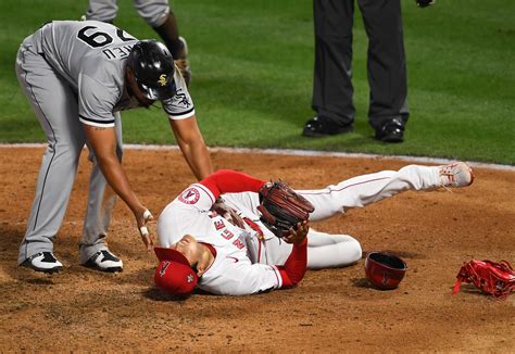 Shohei Ohtani hits home run in historic start, but leaves with injury