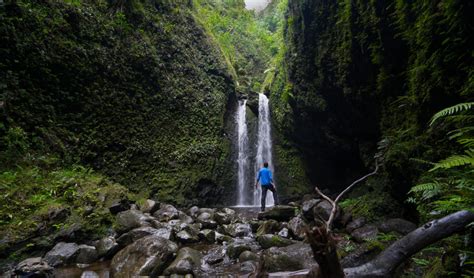 11 AMAZING WATERFALLS ON OAHU, HAWAII - Journey Era