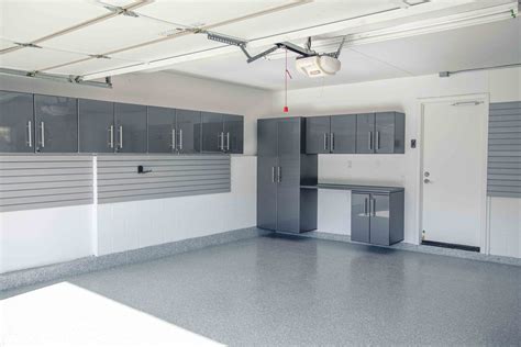 Custom Garage Cabinet with Expert Installation | Professional Job