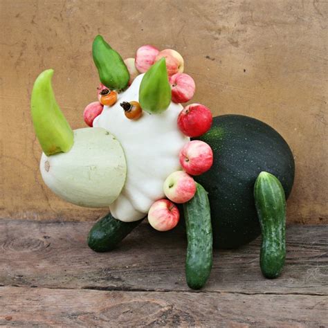 HOW TO MAKE CUTE VEGETABLE ANIMALS