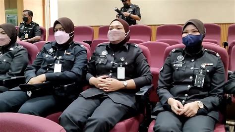 MAJLIS SERAH TERIMA TUGAS PENGARAH PENJARA WANITA KAJANG - YouTube