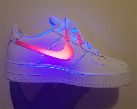 Nike Pink Swooshes to Match Reflective 3M Nike Swoosh Tick | Etsy UK