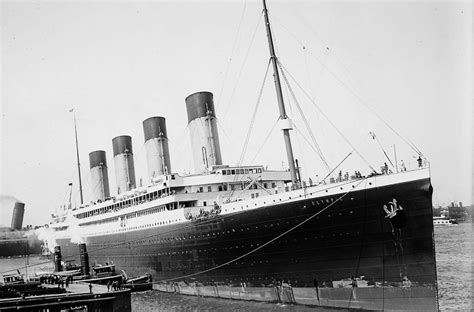 The Photographic History of RMS Olympic (Titanic's Sister Ship), 1911 ...