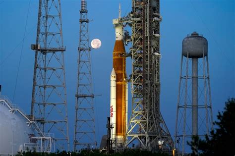 NASA set for first moon mission in 50 years