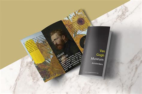 z fold brochure :: Behance