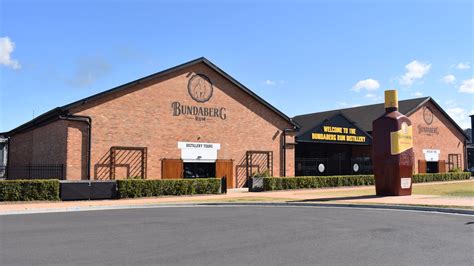 Front of the Bundaberg Rum Distillery Bond Store | Bundaberg rum ...