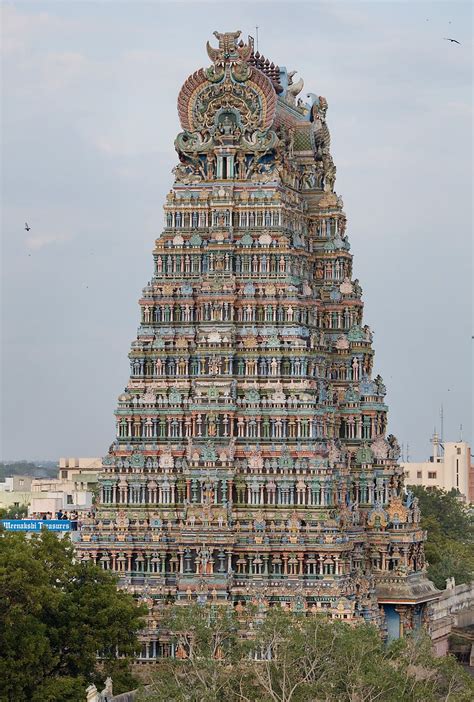 Meenakshi Amman Temple - Madurai - Tamil Nadu - India | Cool places to ...