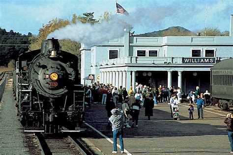 Steam locomotive and train sitting at Williams Depot in Arizona image ...