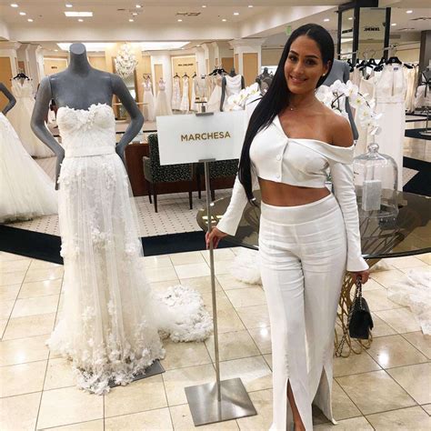 "Total Bellas" Star Nikki Bella Just Found the Perfect Wedding Dress ...