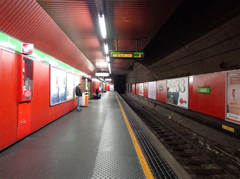 Lanza (Milan Metro) - Wikipedia