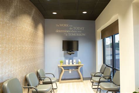 Waiting Room - K2 Physical Therapy | Therapist office decor ...