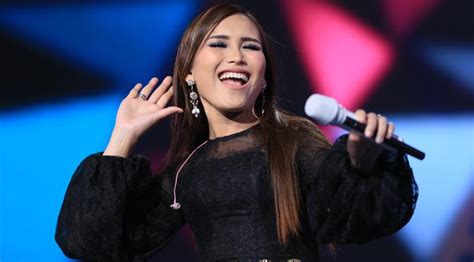 10 Lagu Dangdut Ayu Ting Ting Terbaik dan Terpopuler - MusikPopuler.com