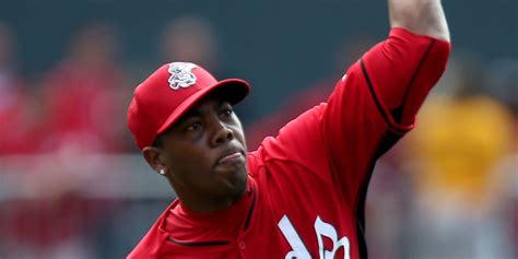 Aroldis Chapman throws 25-pitch bullpen