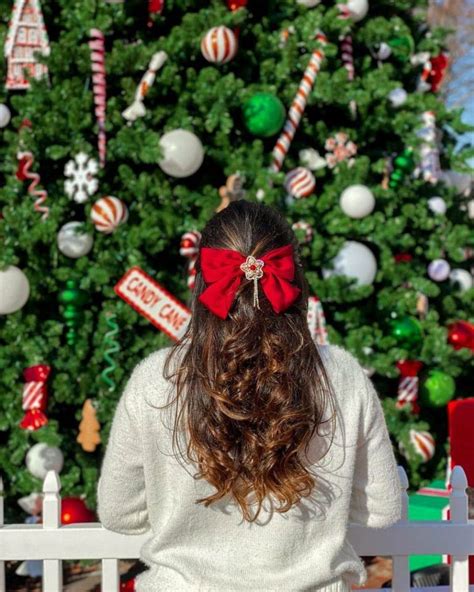 20 Christmas Hairstyles To Rock This Holiday Season