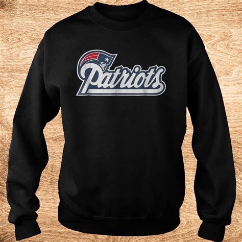 Original Football Patriots Crew Neck new England shirt - Limited ...