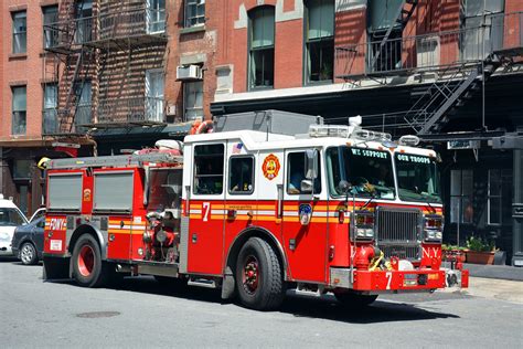 Seagrave, FDNY Fire Truck 7, Fire Station Down Town Manhat… | Flickr