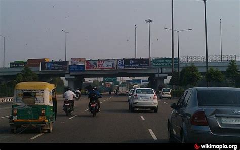 Mahamaya Flyover - Noida