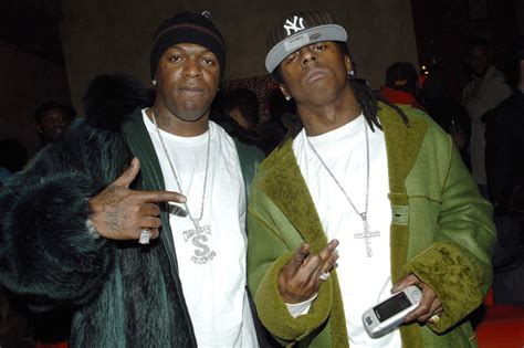 Birdman dishes on viral lip-kiss photo with Lil Wayne