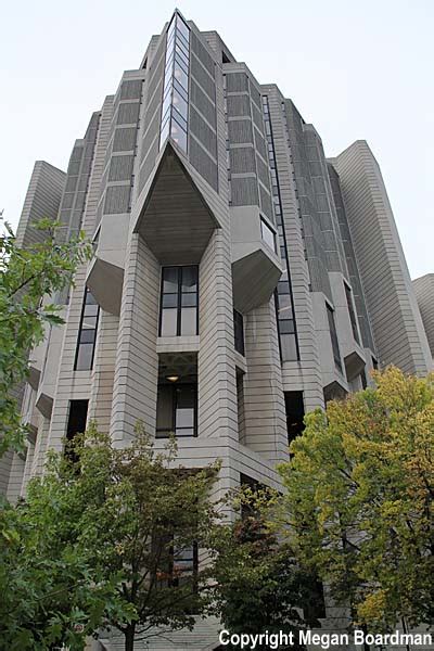 Robarts Library - University of Toronto