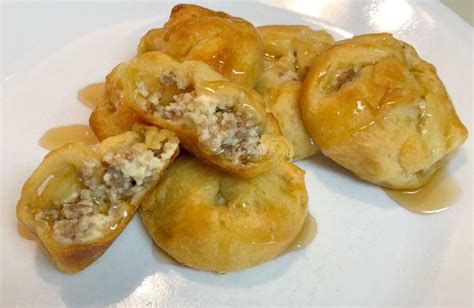 Sausage & Cream Cheese Bites Donkey Balls | RecipeLion.com