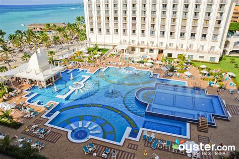 Hotel Riu Palace Aruba Review: What To REALLY Expect If You Stay