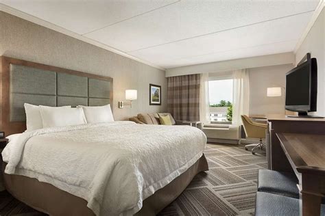 HAMPTON INN & SUITES MANCHESTER-BEDFORD $153 ($̶1̶6̶3̶) - Updated 2022 ...