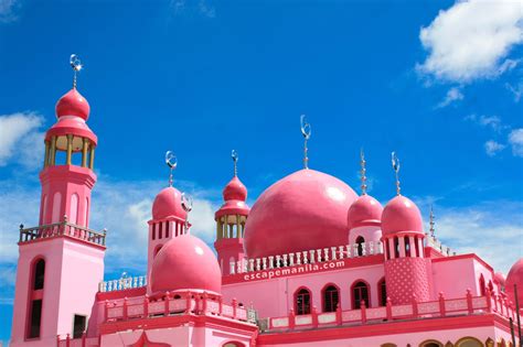 Maguindanao's Pink Mosque and Inaul Weaving Center | Escape Manila