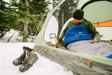 Winter Camping 101: How to Camp in the Snowy Months – Cascade Mountain Tech