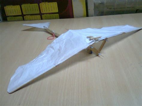 Rubber Band Powered Ornithopter : 6 Steps - Instructables