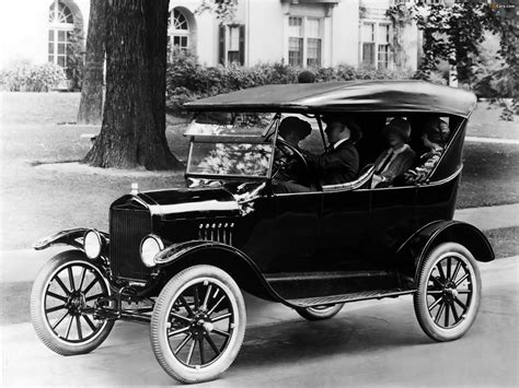 Images of Ford Model T Touring 1920 (2048x1536)