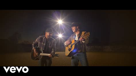 Jon Pardi, Luke Bryan - Cowboys and Plowboys (Official Music Video) Chords - Chordify