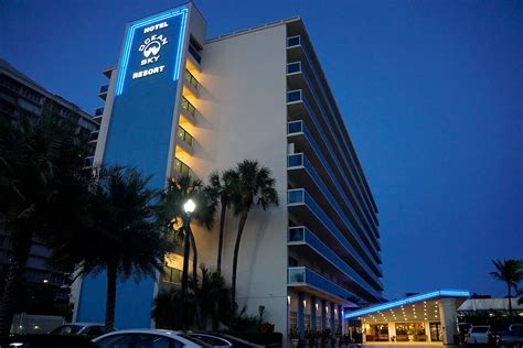 Fort Lauderdale Hotel Photos | Ocean Sky Hotel and Resort Photo Gallery