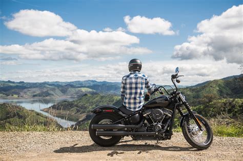 The 5 Best Motorcycle Trips Across the U.S