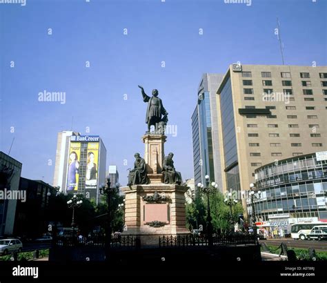 Statue of Columbus Stock Photo - Alamy