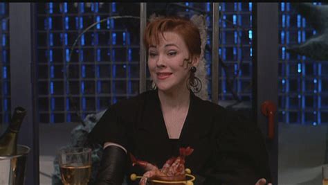 Catherine O'Hara as Delia Deetz in 'Beetlejuice' - Catherine O'Hara Image (23865887) - Fanpop