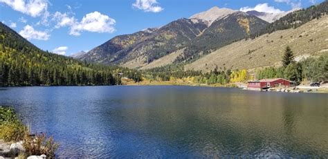 10 Easy Colorado Hikes That Lead To Surprisingly High-Elevation Views