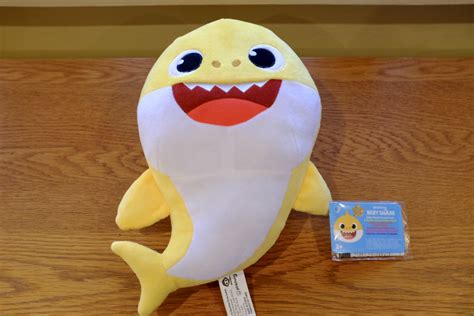 Pinkfong Baby Shark Plush Toys -Just Like the Song -REVIEW